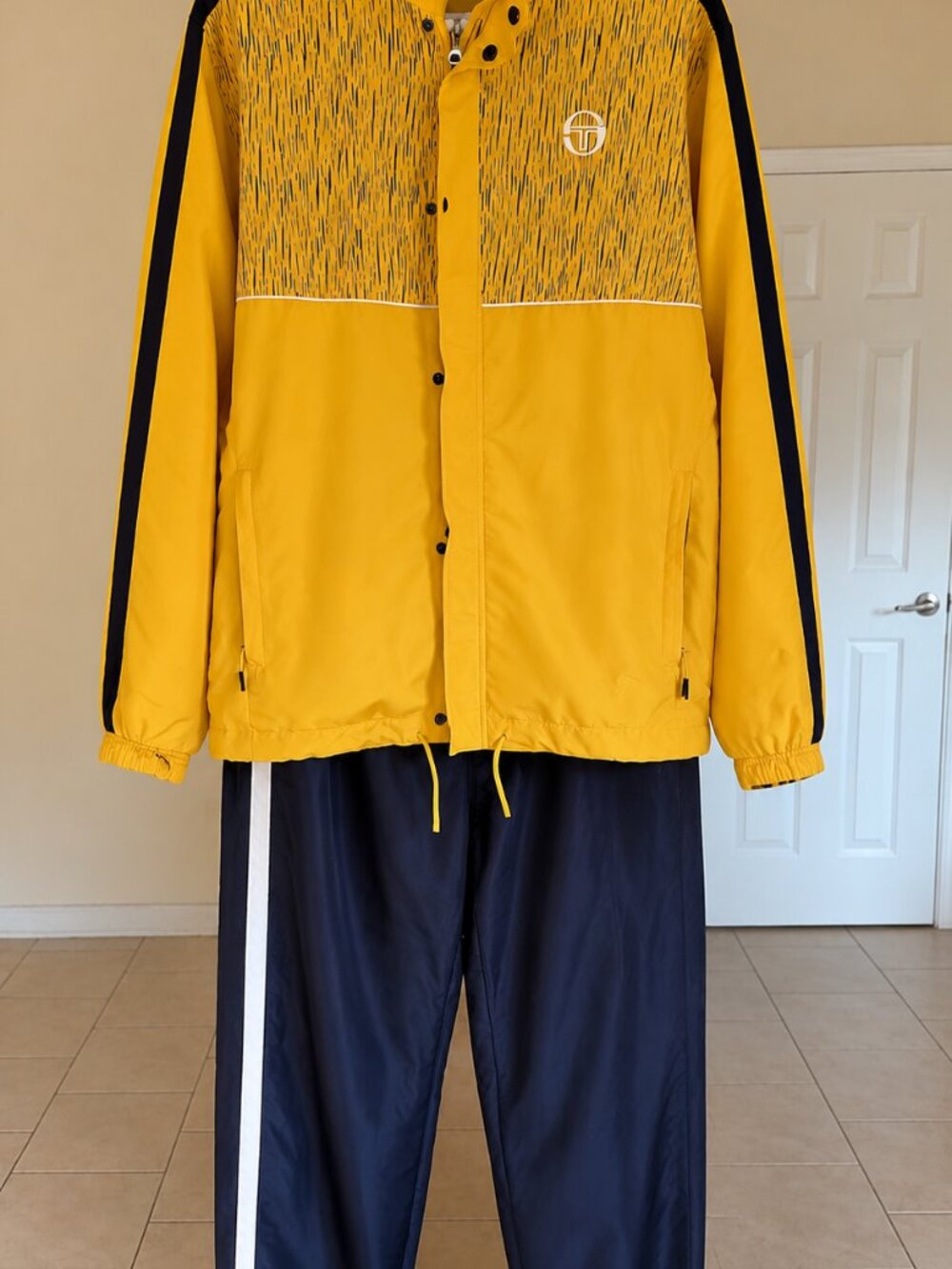 Rare Sergio Tacchini Tracksuit Set Jacket Pants Men's 2XL Yellow Navy - Picture 2 of 7